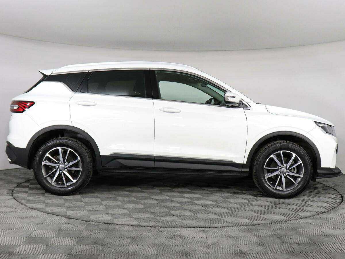 Б/У Джили Кулрэй 2021 года. Фото: #3