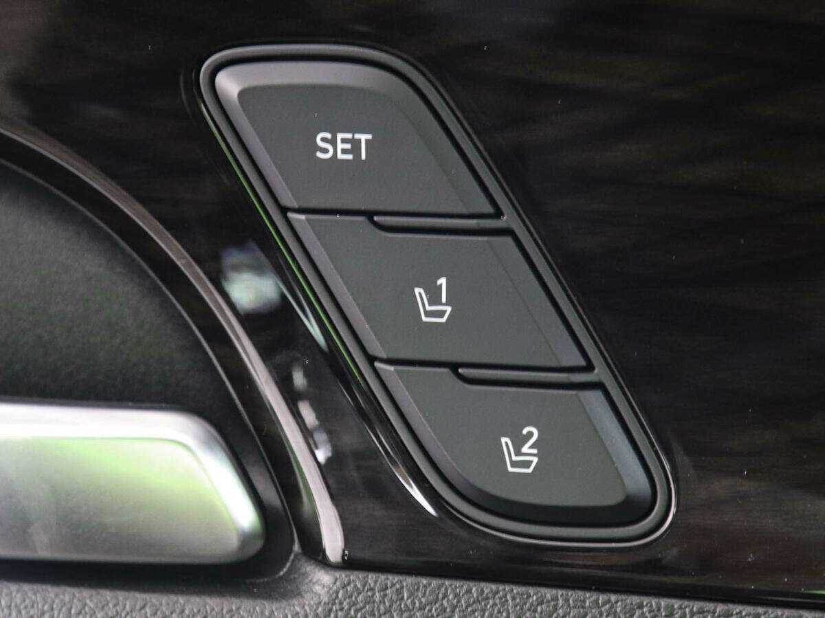 Hyundai Santa Fe 2019 года с пробегом. Фото: #14