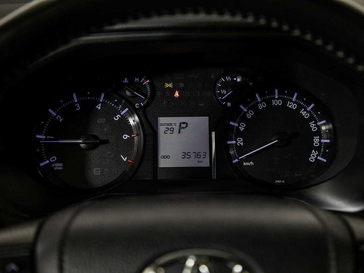 Toyota Land Cruiser Prado 2021 года с пробегом. Фото: #9
