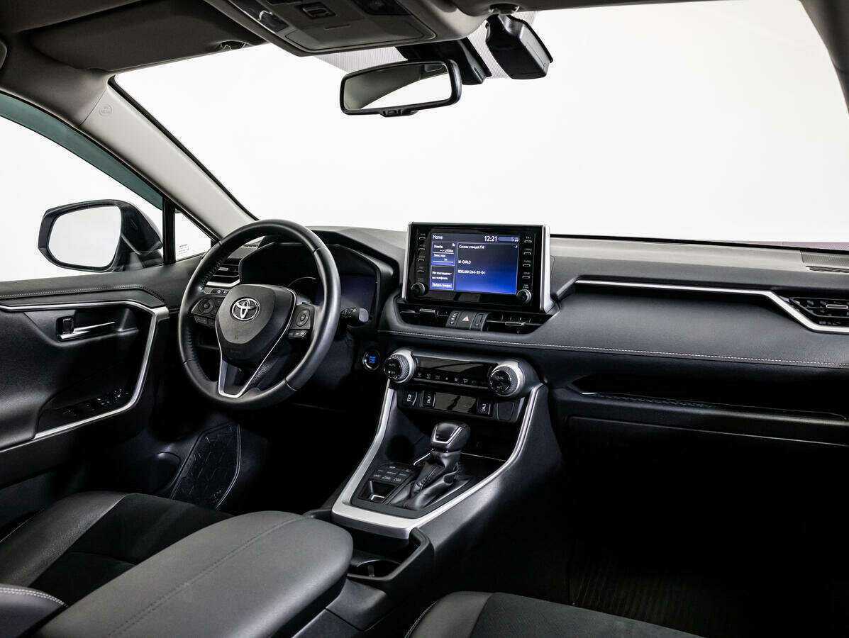 Toyota RAV4 2020 года с пробегом. Фото: #6