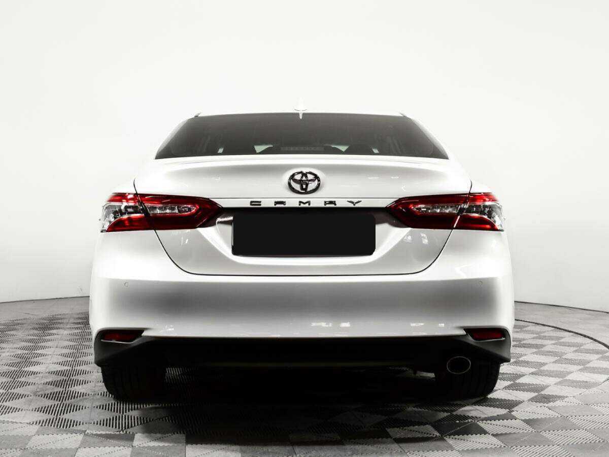 Toyota Camry 2020 года с пробегом. Фото: #5