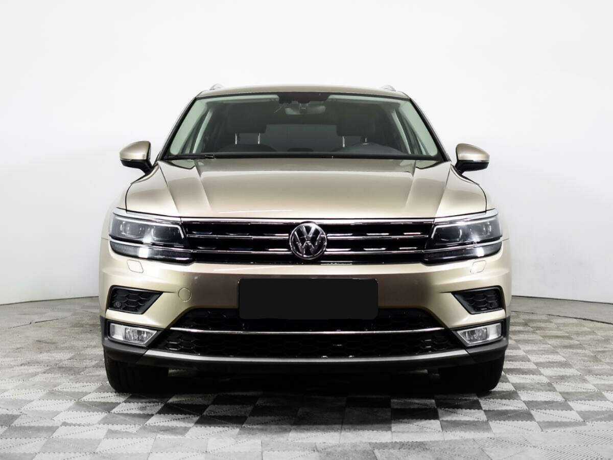 Volkswagen Tiguan 2017 года с пробегом. Фото: #1
