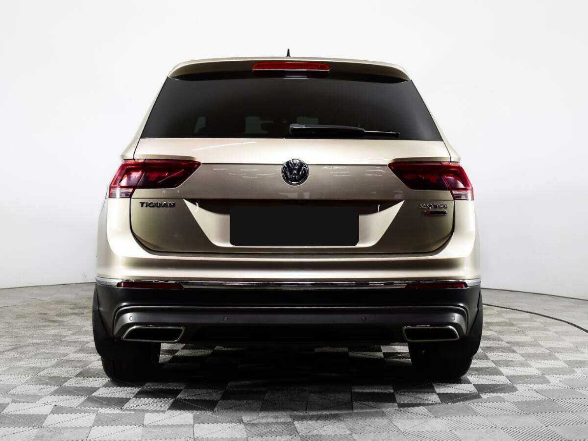 Volkswagen Tiguan 2017 года с пробегом. Фото: #3