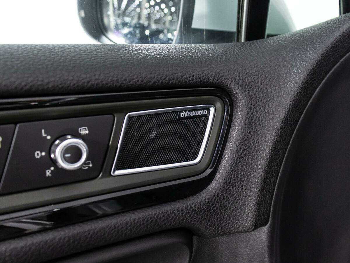 Volkswagen Touareg 2012 года с пробегом. Фото: #21