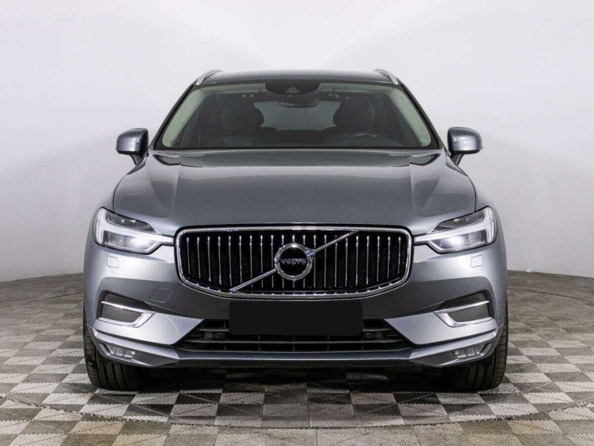 Volvo XC60 2018 года с пробегом. Фото: #1