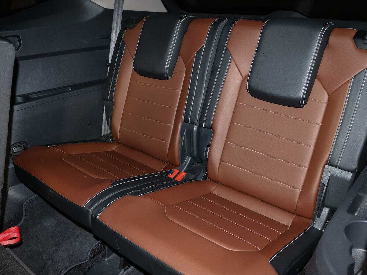 Volkswagen Teramont 2021 года с пробегом. Фото: #10