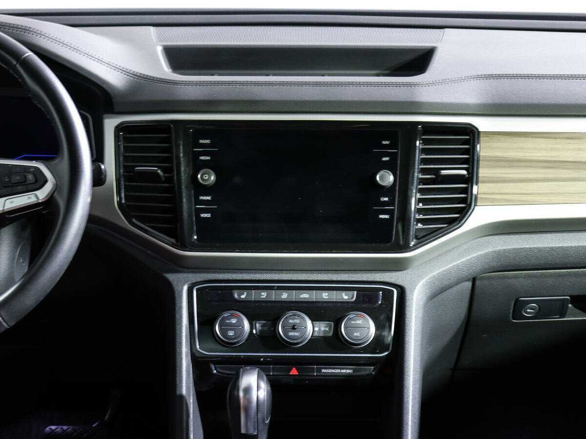 Volkswagen Teramont 2021 года с пробегом. Фото: #13