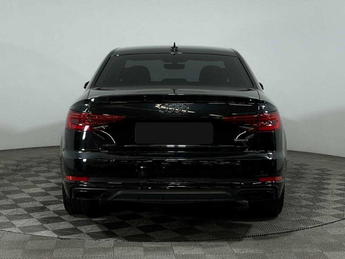 Audi A4 2019 года с пробегом. Фото: #4