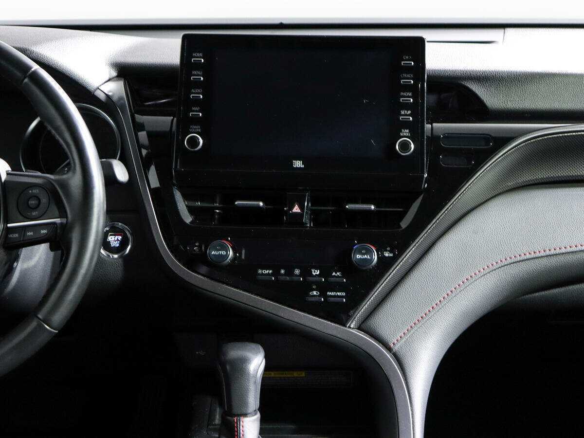 Toyota Camry 2021 года с пробегом. Фото: #6