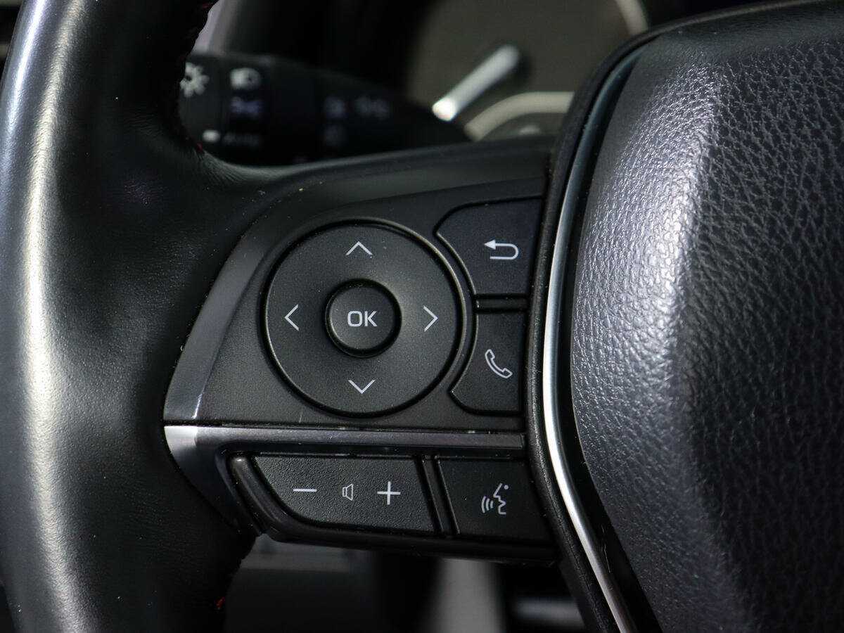 Toyota Camry 2021 года с пробегом. Фото: #15