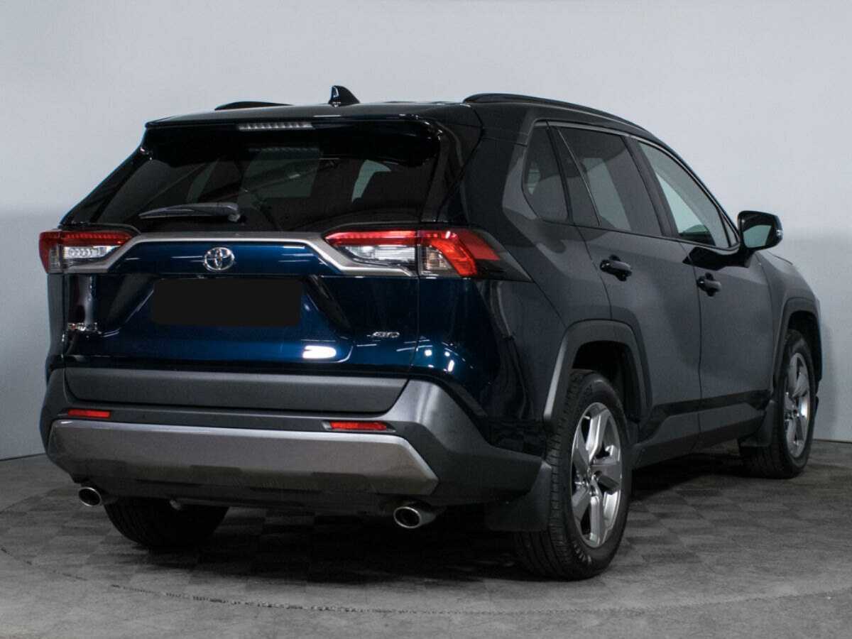 Toyota RAV4 2020 года с пробегом. Фото: #2