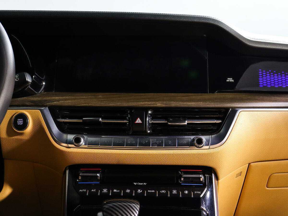 Kia Mohave 2019 года с пробегом. Фото: #10