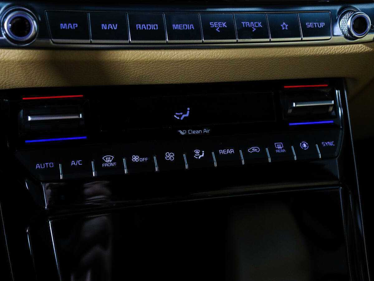 Kia Mohave 2019 года с пробегом. Фото: #13