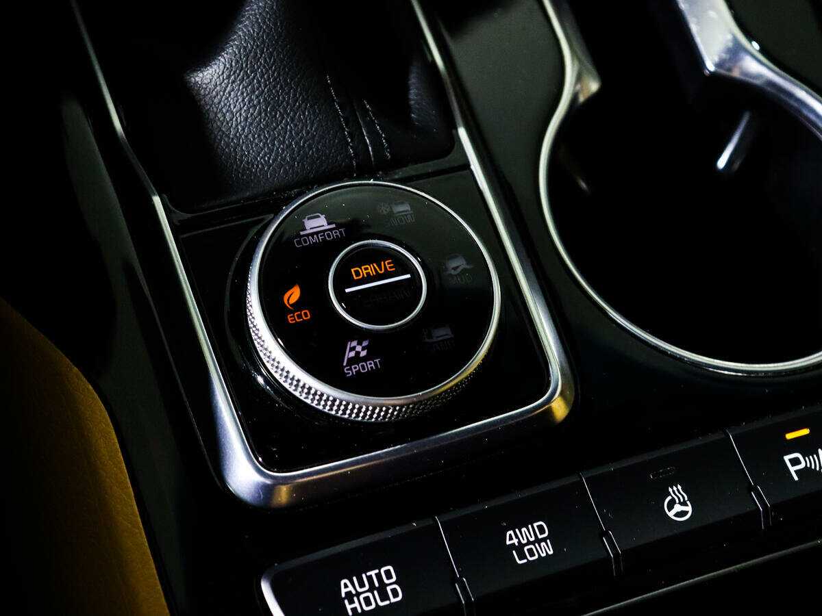 Kia Mohave 2019 года с пробегом. Фото: #14