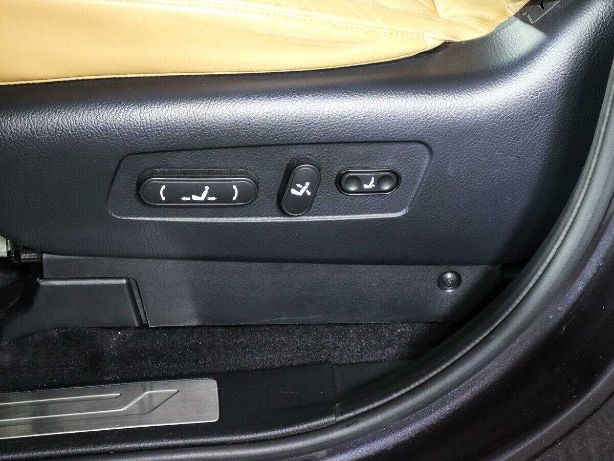 Kia Mohave 2019 года с пробегом. Фото: #15