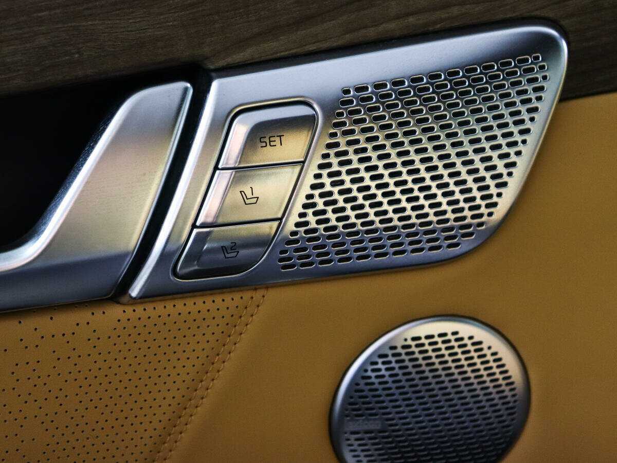 Kia Mohave 2019 года с пробегом. Фото: #16