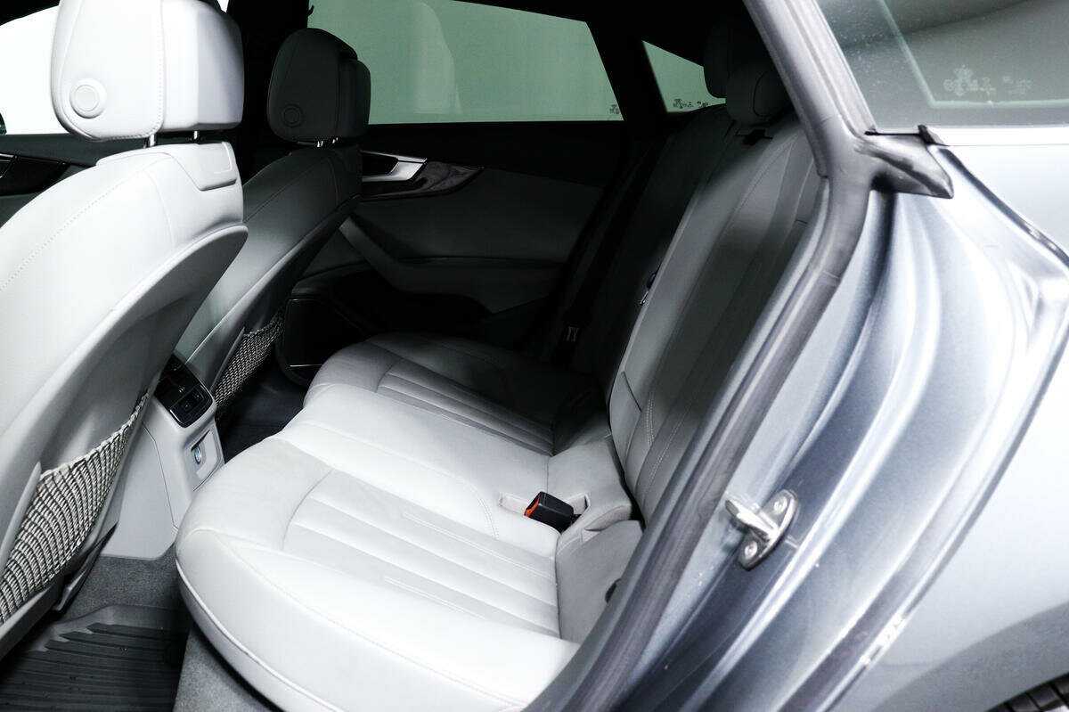 Audi A5 2017 года с пробегом. Фото: #11