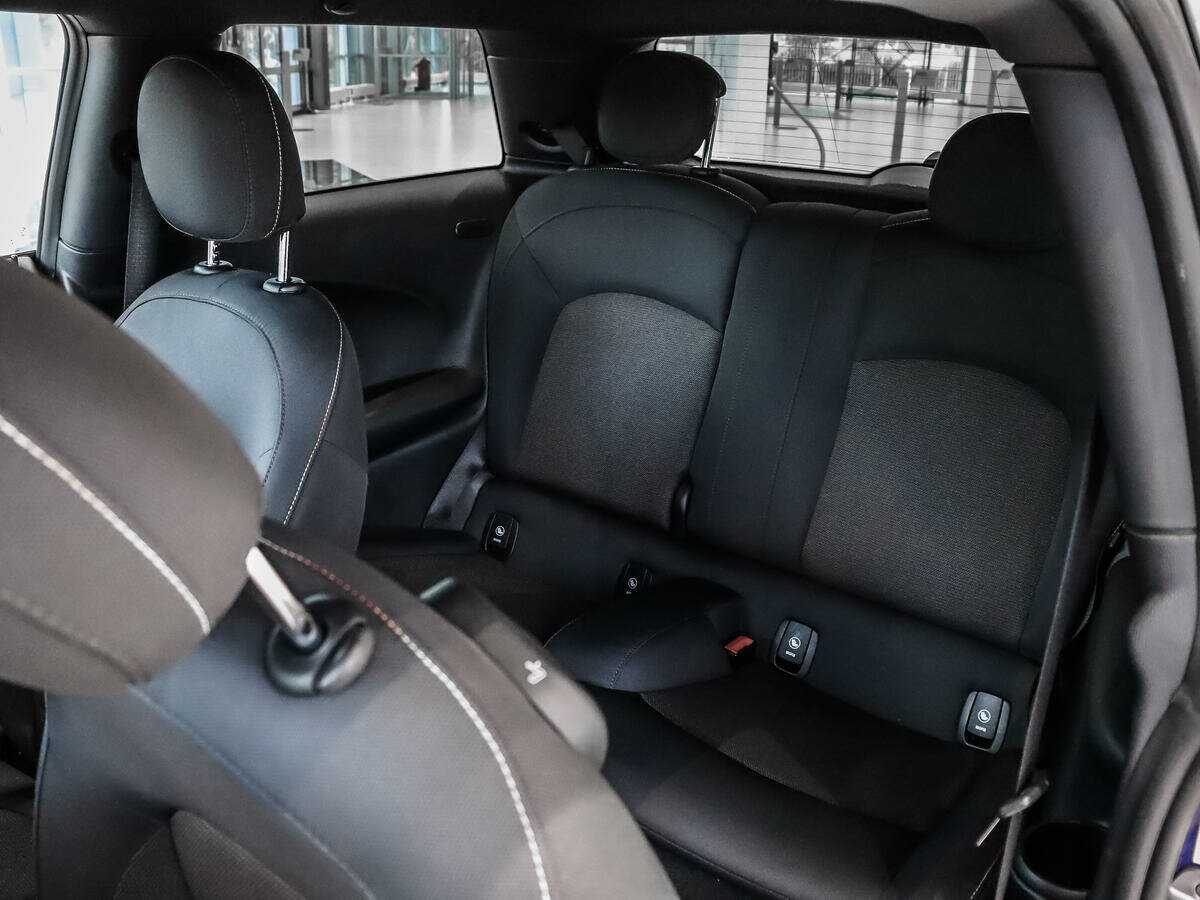 Mini Hatch 2019 года с пробегом. Фото: #10