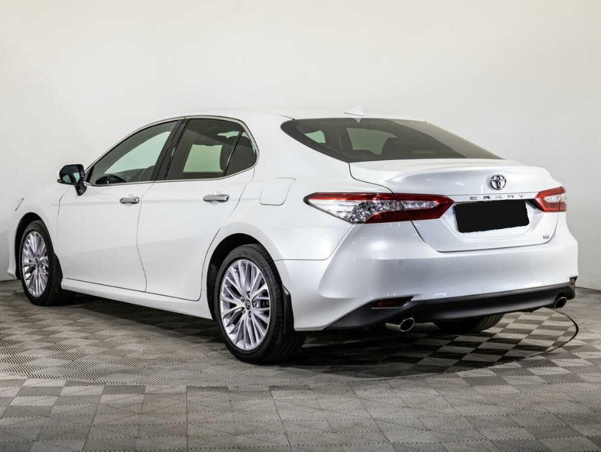 Toyota Camry 2020 года с пробегом. Фото: #6