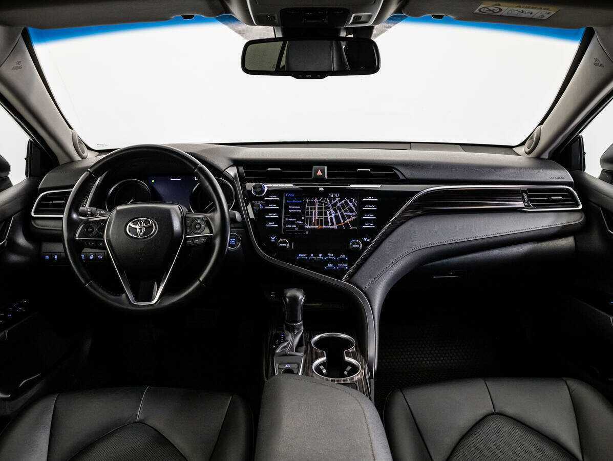 Toyota Camry 2020 года с пробегом. Фото: #12