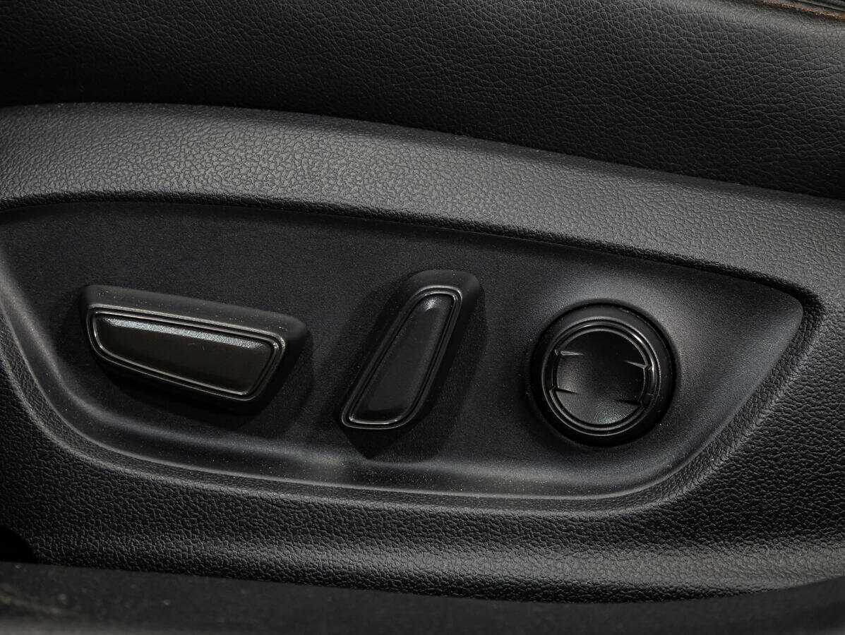 Toyota Camry 2020 года с пробегом. Фото: #16