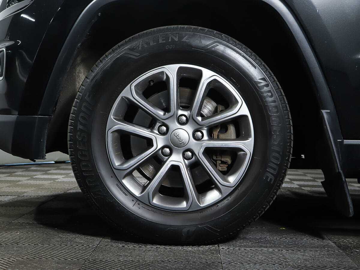 Jeep Grand Cherokee 2013 года с пробегом. Фото: #22