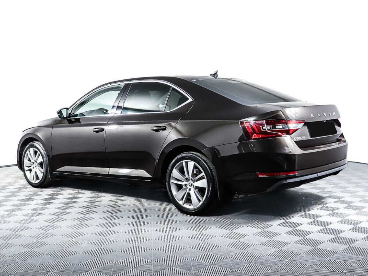 Skoda Superb 2021 года с пробегом. Фото: #6