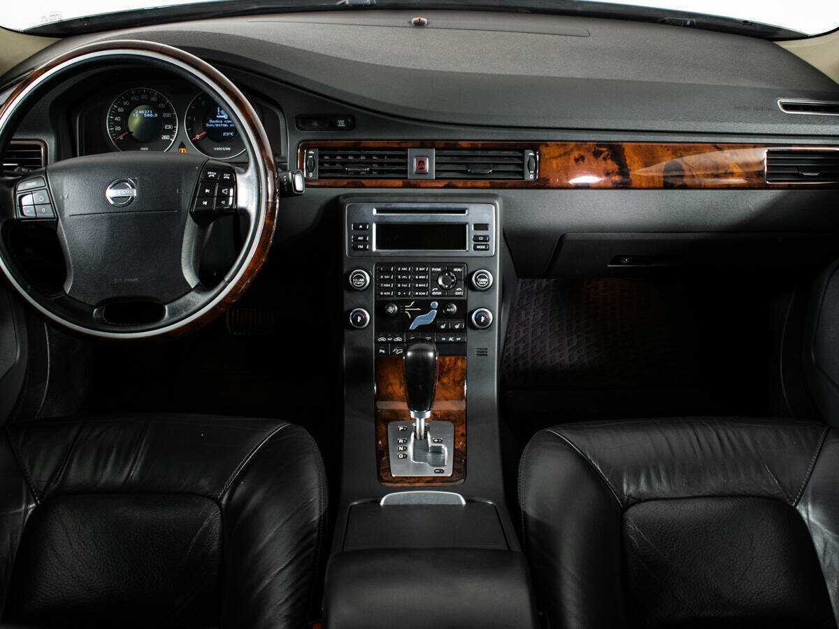 Volvo XC70 2007 года с пробегом. Фото: #11