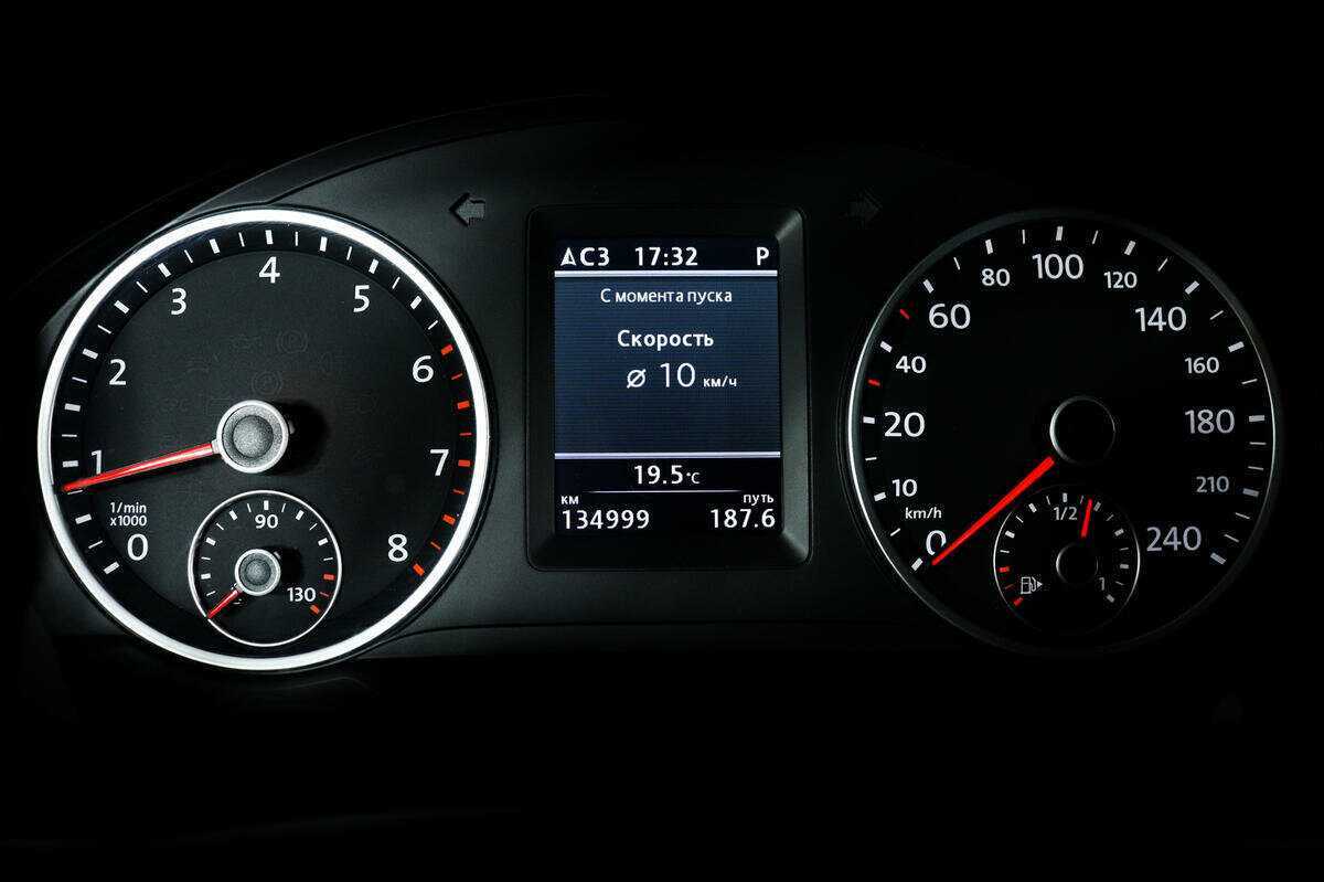 Volkswagen Tiguan 2011 года с пробегом. Фото: #9