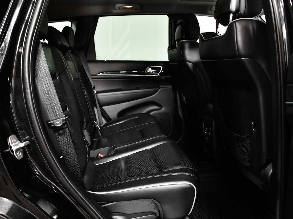 Jeep Grand Cherokee 2011 года с пробегом. Фото: #9