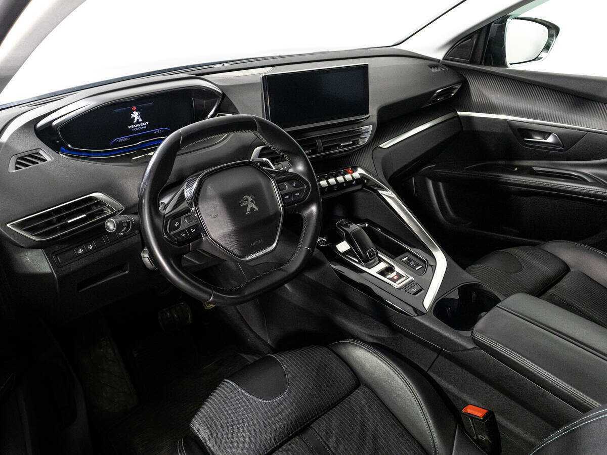 Peugeot 5008 2021 года с пробегом. Фото: #10