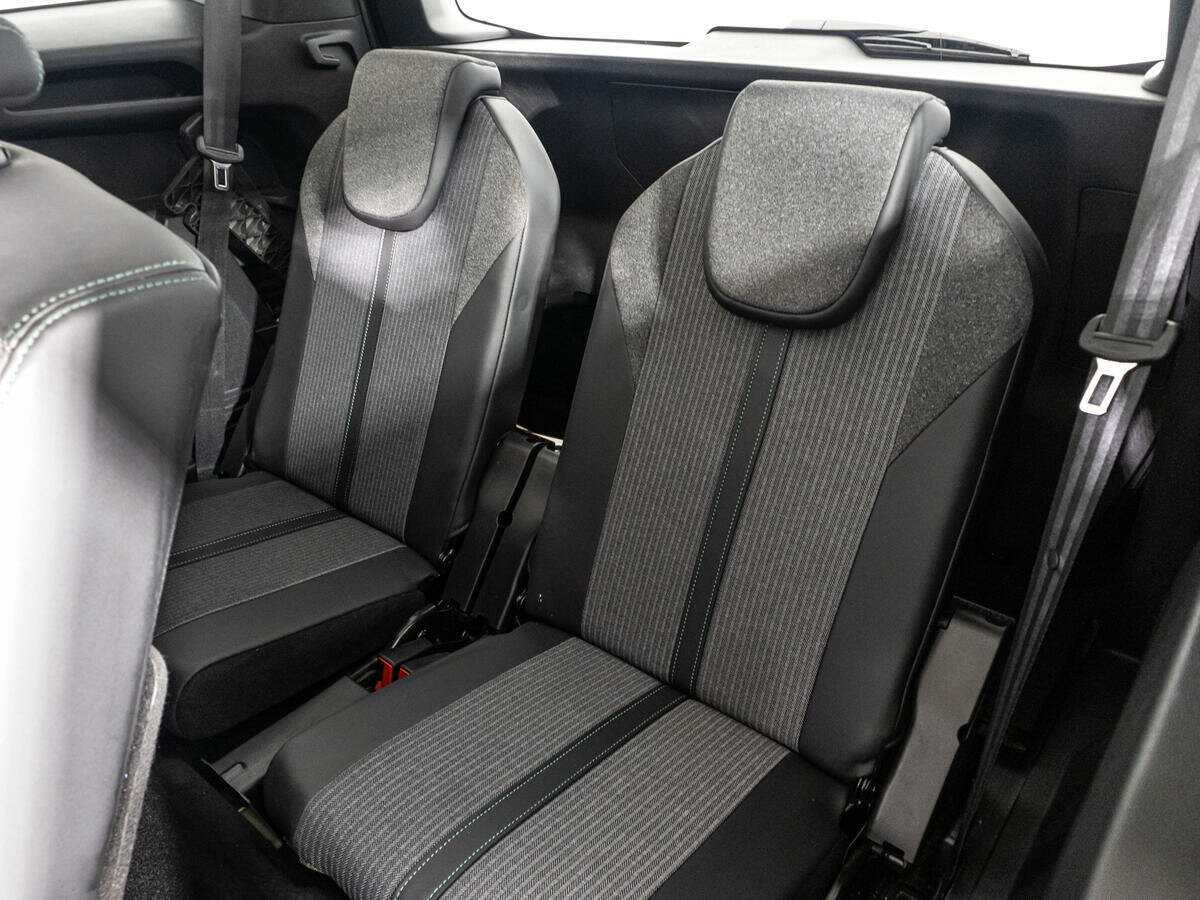 Peugeot 5008 2021 года с пробегом. Фото: #14