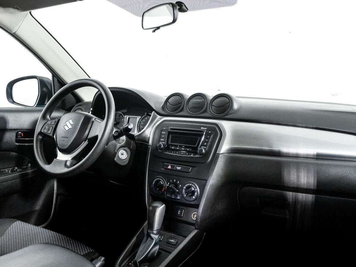 Б/У Сузуки Витара 2017 года. Фото: #8