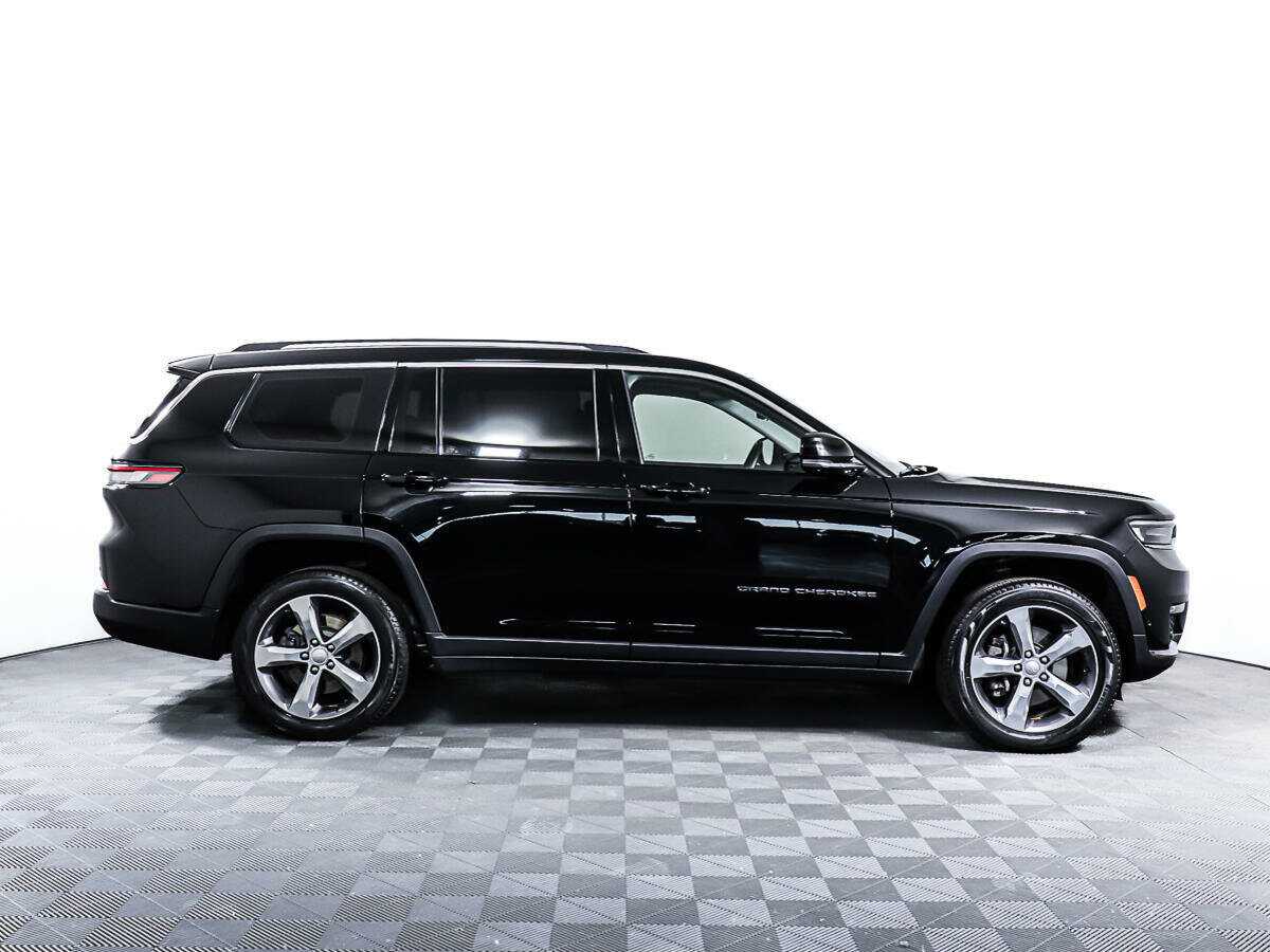 Jeep Grand Cherokee 2022 года с пробегом. Фото: #3