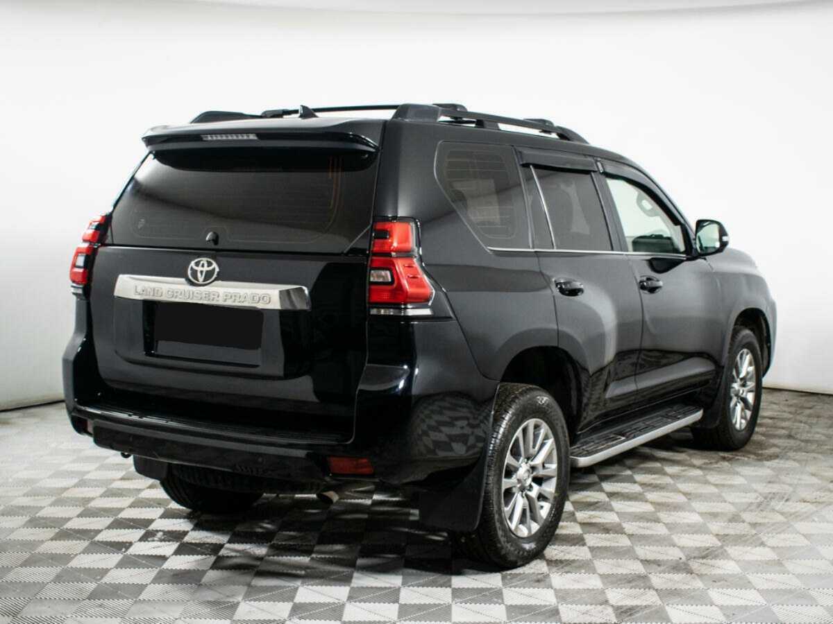 Toyota Land Cruiser Prado 2018 года с пробегом. Фото: #3