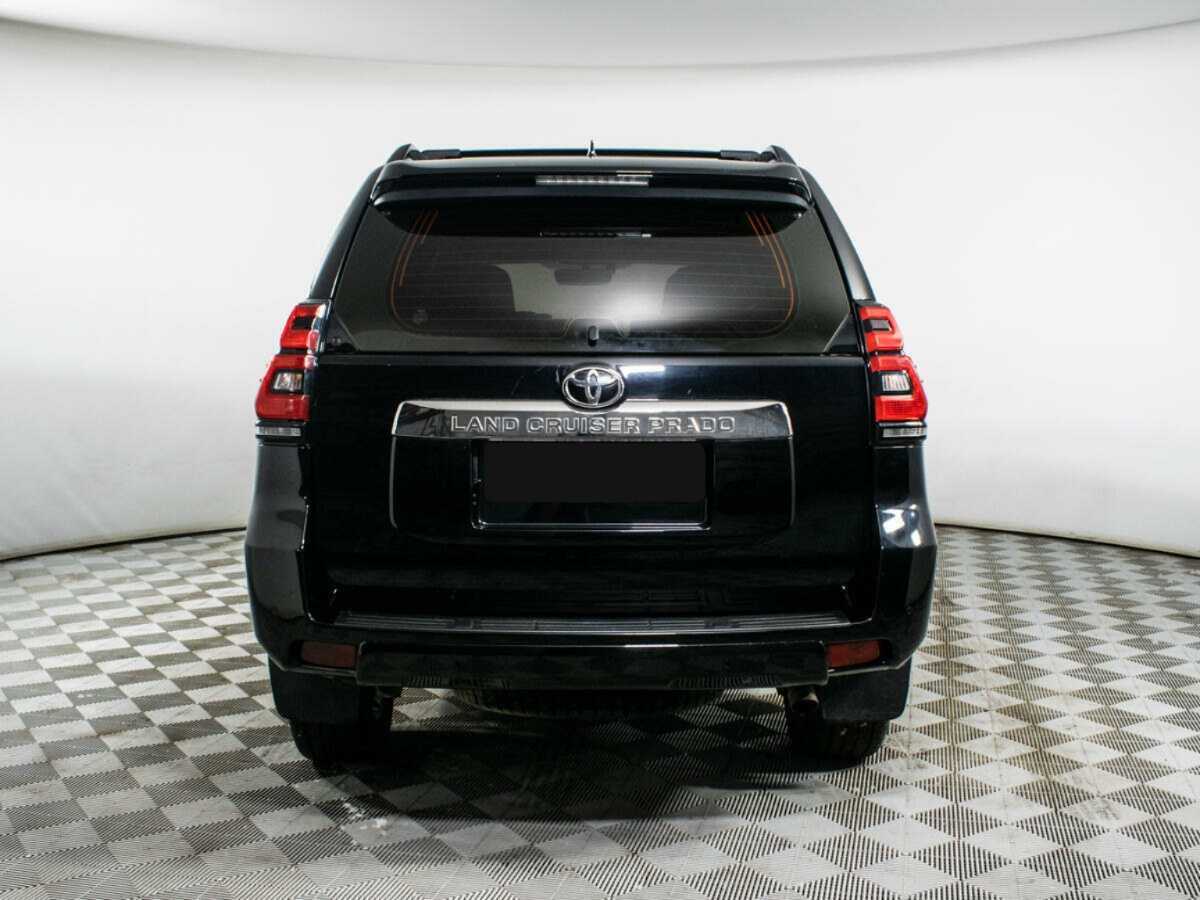 Toyota Land Cruiser Prado 2018 года с пробегом. Фото: #4