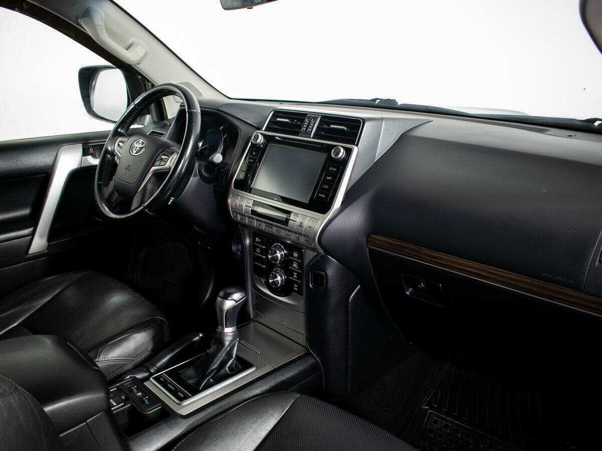 Toyota Land Cruiser Prado 2018 года с пробегом. Фото: #7