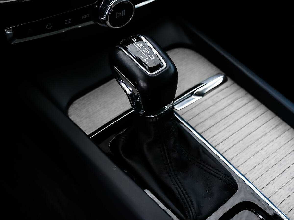 Volvo XC60 2018 года с пробегом. Фото: #9