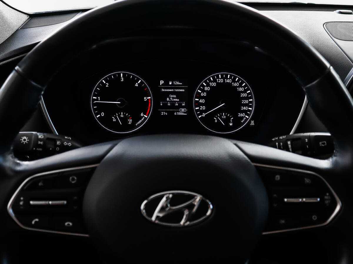 Hyundai Santa Fe 2018 года с пробегом. Фото: #17