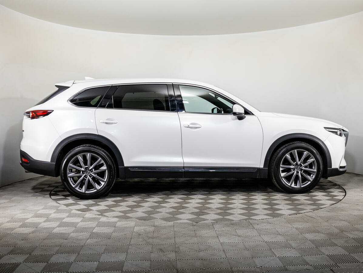 Mazda CX-9 2018 года с пробегом. Фото: #3