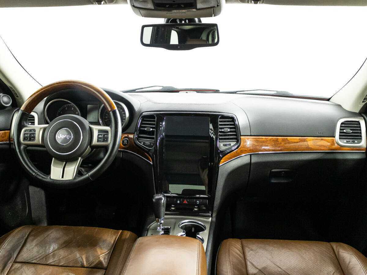 Jeep Grand Cherokee 2012 года с пробегом. Фото: #12