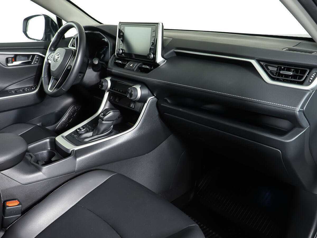 Toyota RAV4 2021 года с пробегом. Фото: #8