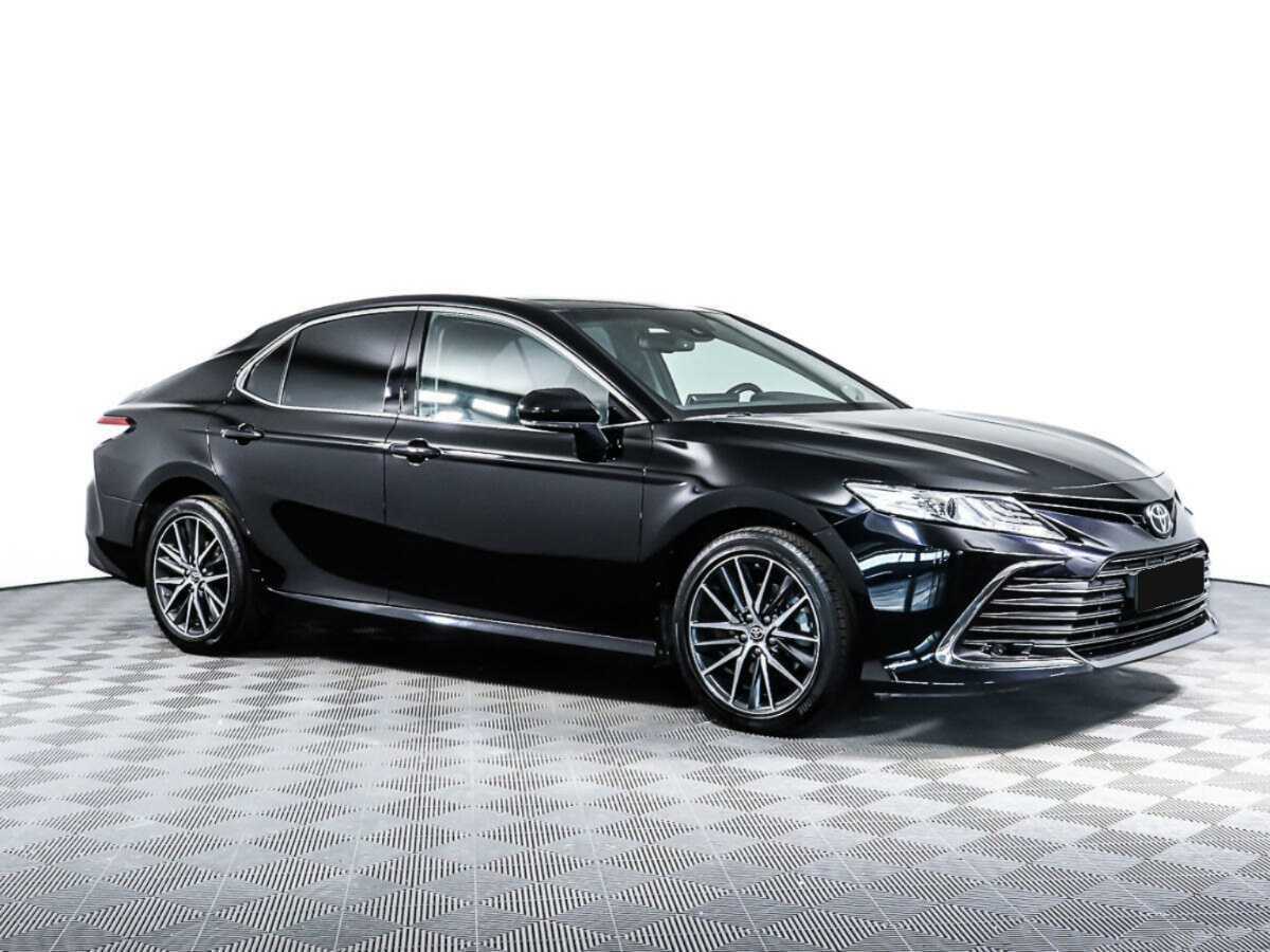 Toyota Camry 2021 года с пробегом. Фото: #2