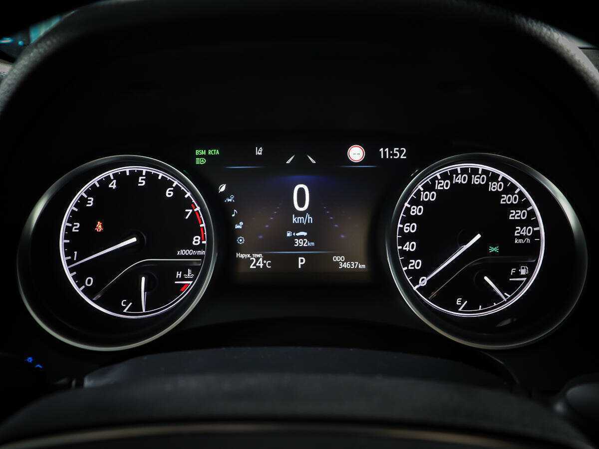 Toyota Camry 2021 года с пробегом. Фото: #13