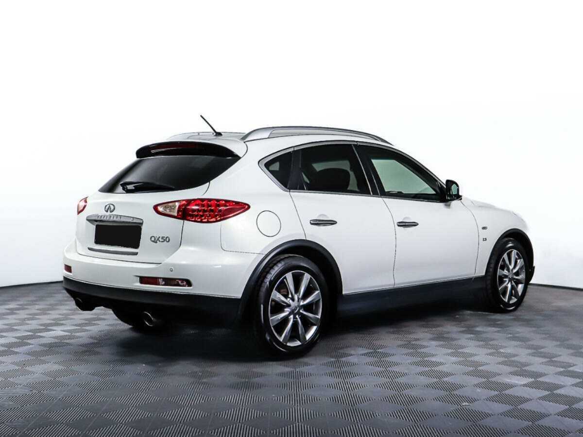 Infiniti QX50 2013 года с пробегом. Фото: #4