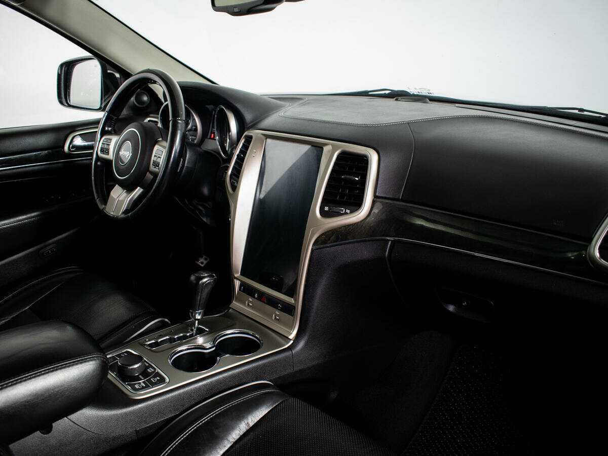 Jeep Grand Cherokee 2011 года с пробегом. Фото: #8