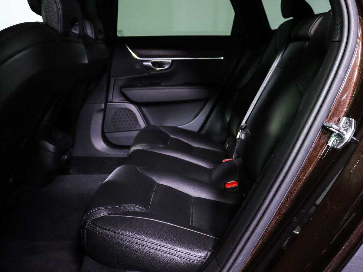 Volvo V90 Cross Country 2018 года с пробегом. Фото: #7