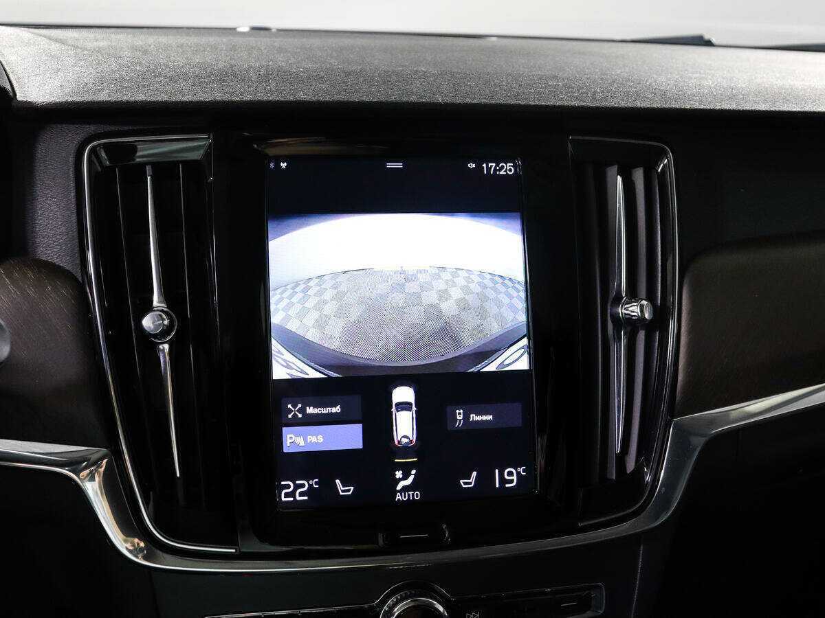 Volvo V90 Cross Country 2018 года с пробегом. Фото: #14