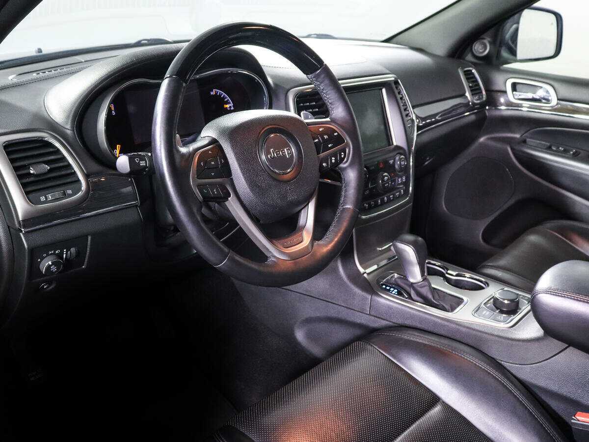 Jeep Grand Cherokee 2018 года с пробегом. Фото: #10