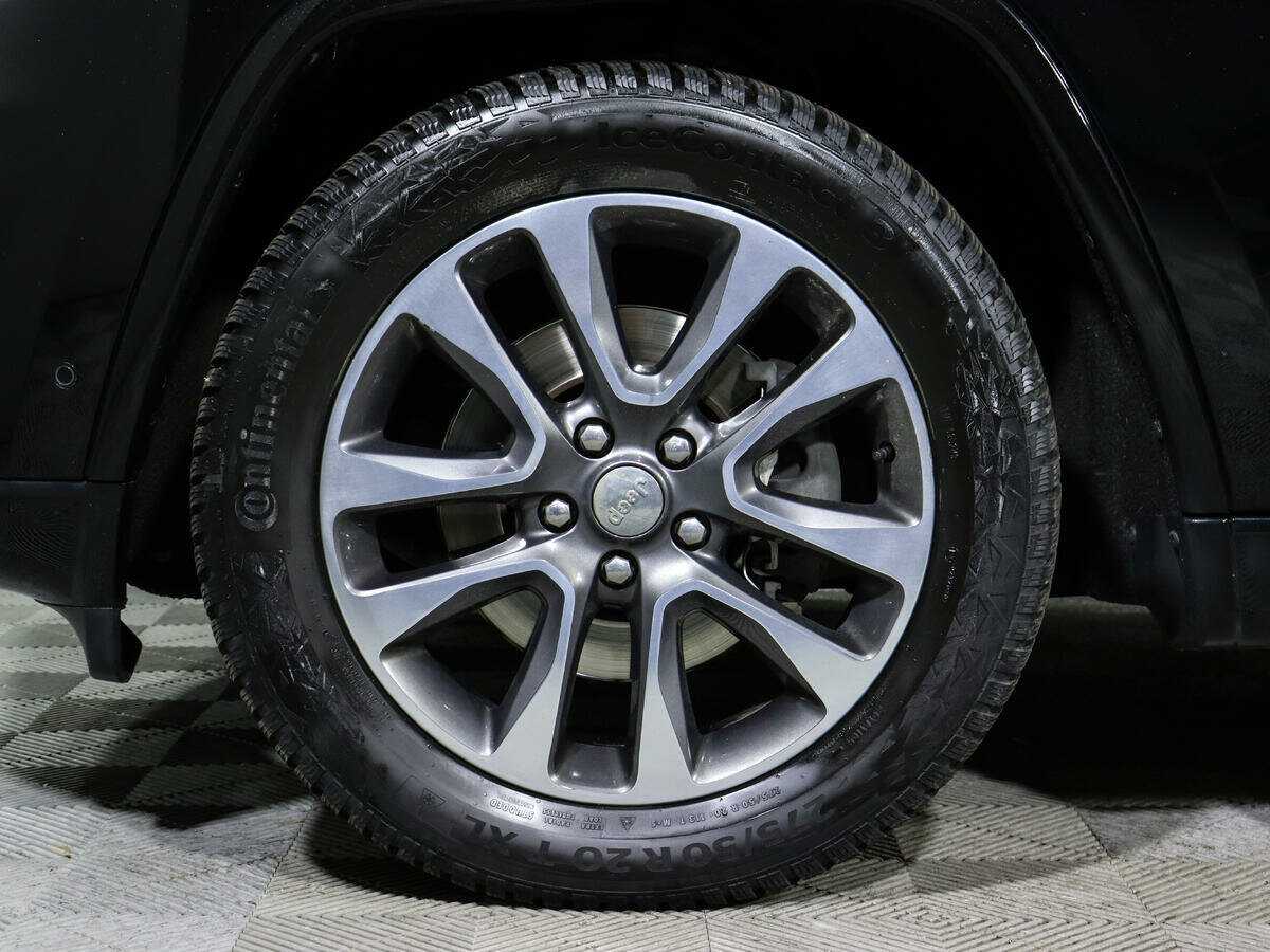 Jeep Grand Cherokee 2018 года с пробегом. Фото: #11